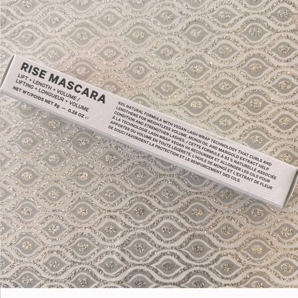 NIB✨Milk Rise Mascara - Picture 3 of 4